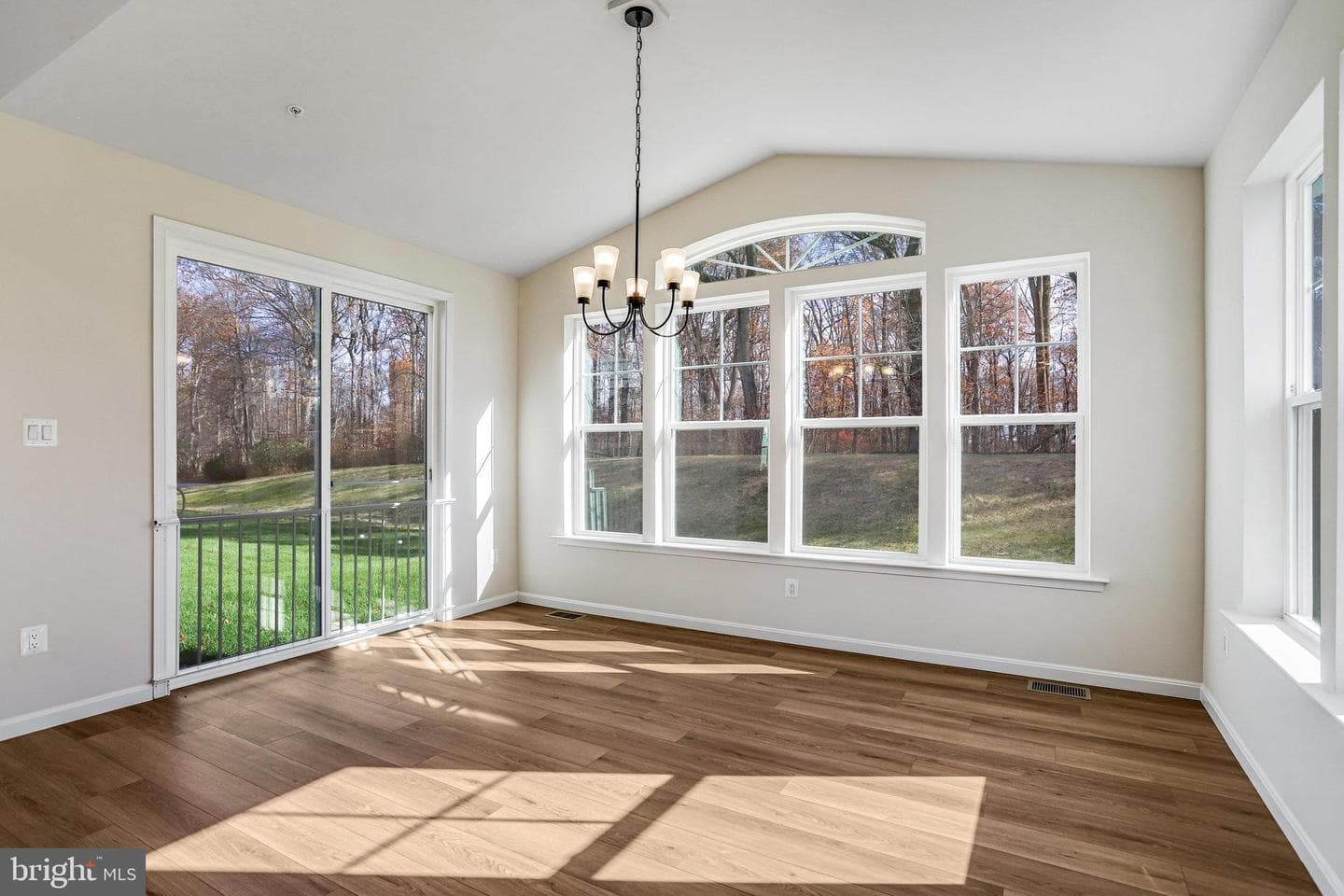1617 Shady Tree Court photo 15