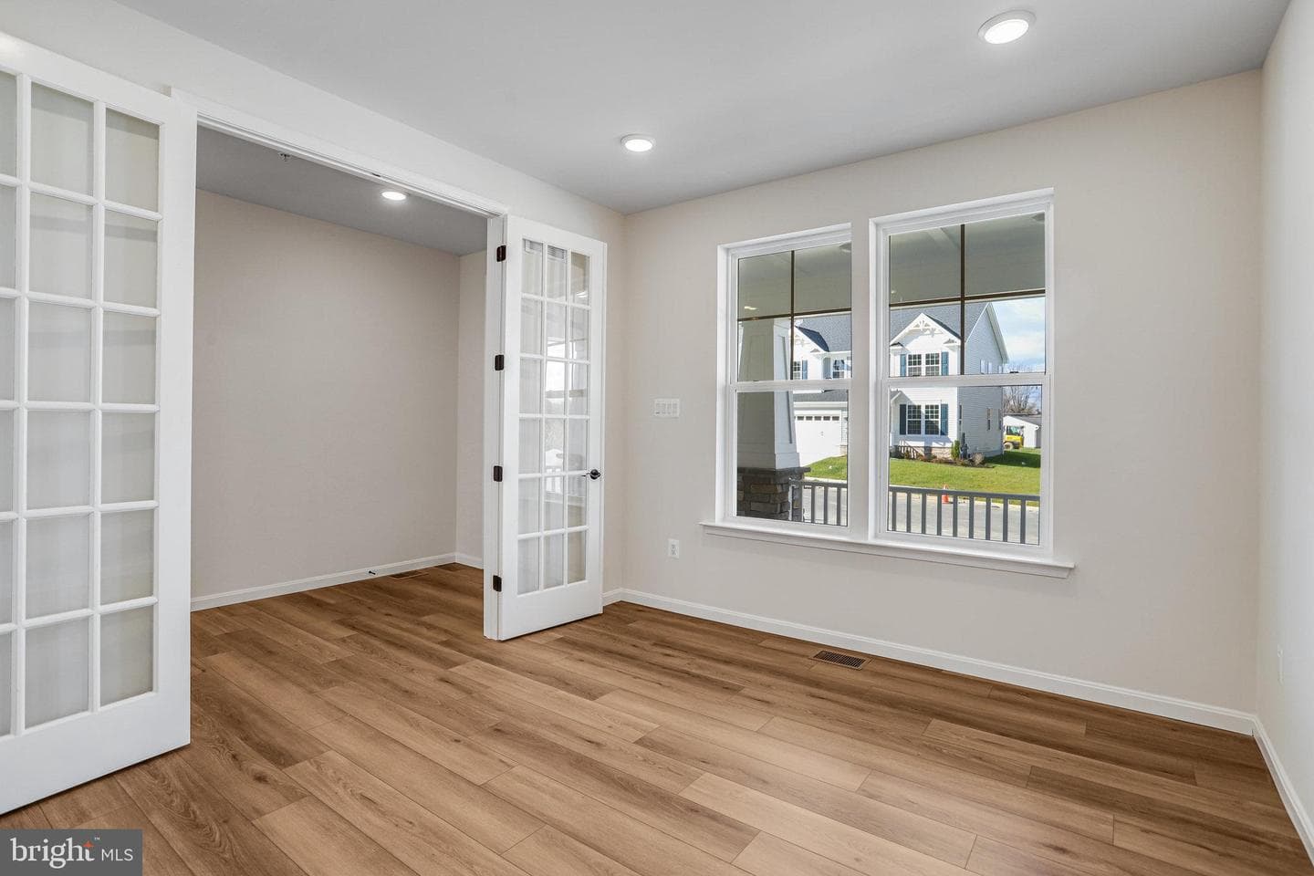 1617 Shady Tree Court photo 8