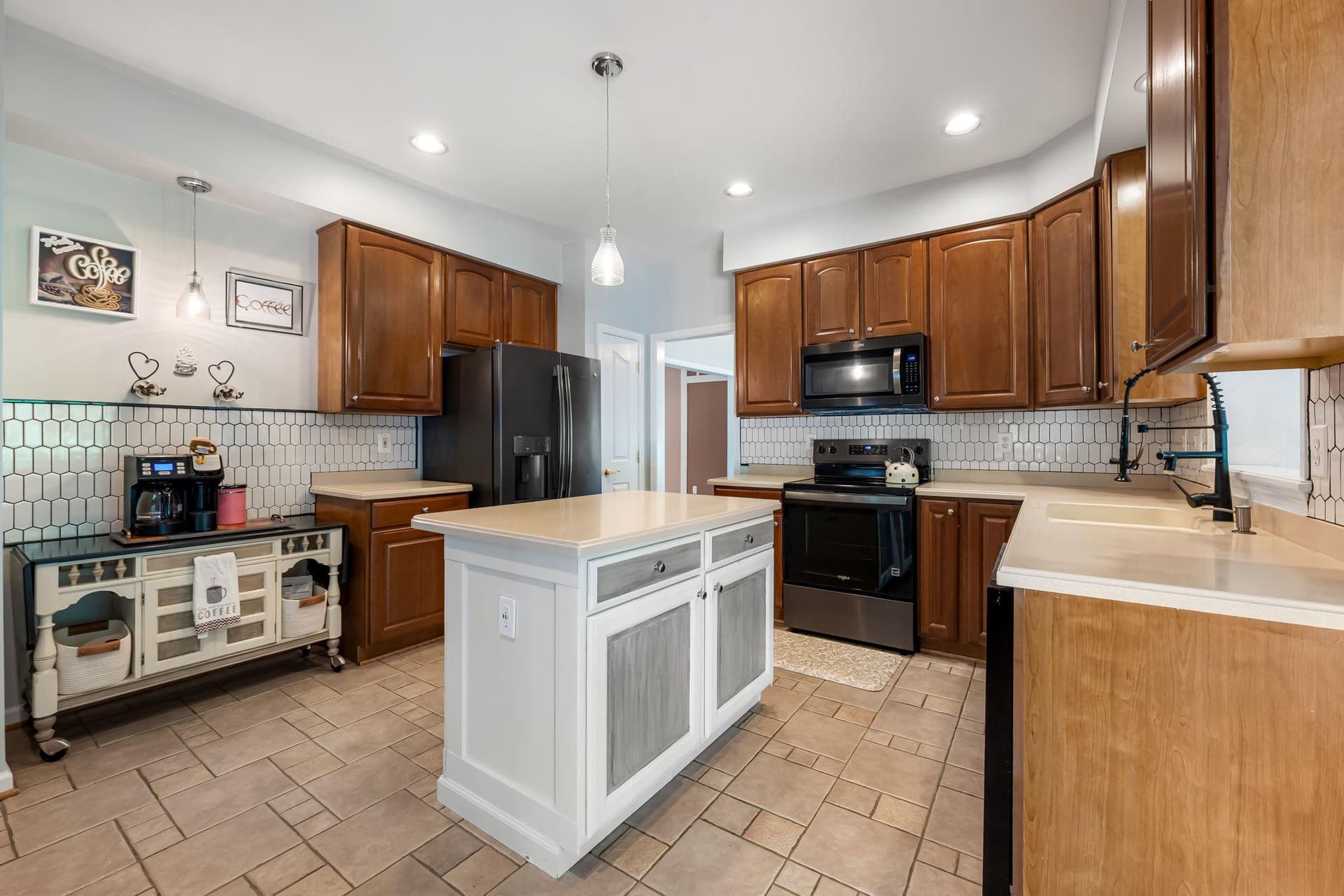 4806 Seven Trails photo 5