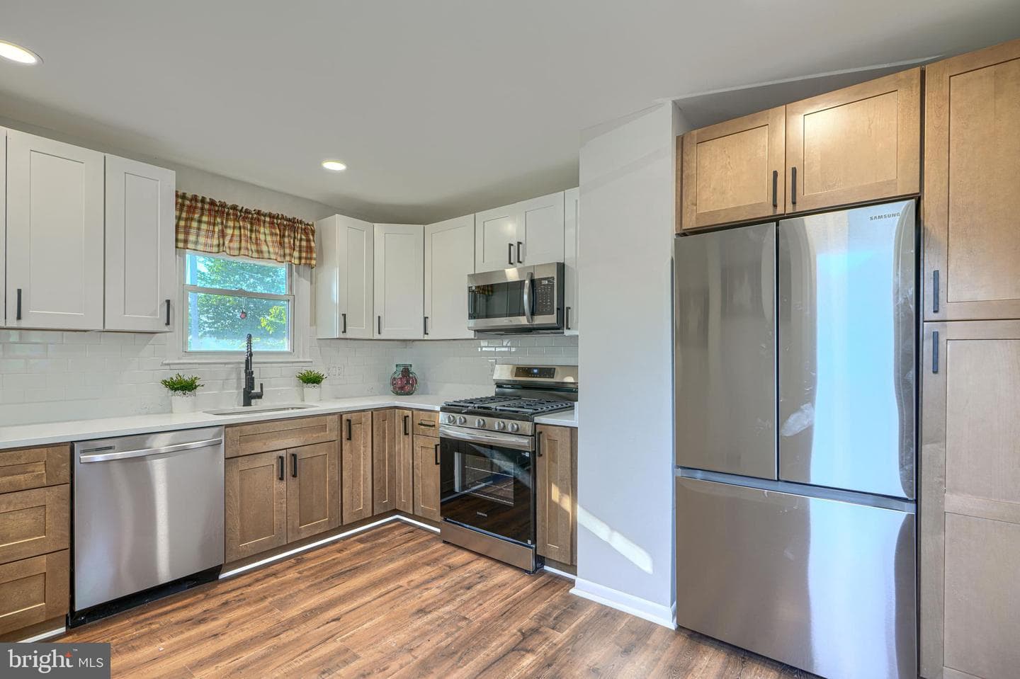 505 W Ring Factory Road photo 11