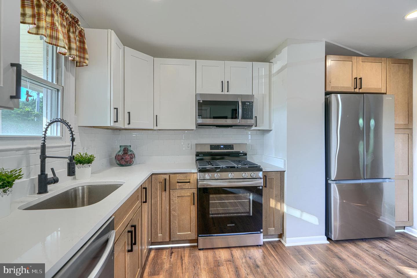 505 W Ring Factory Road photo 14