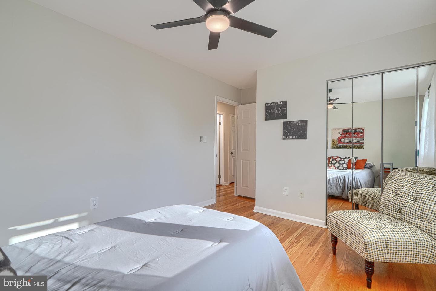 505 W Ring Factory Road photo 17