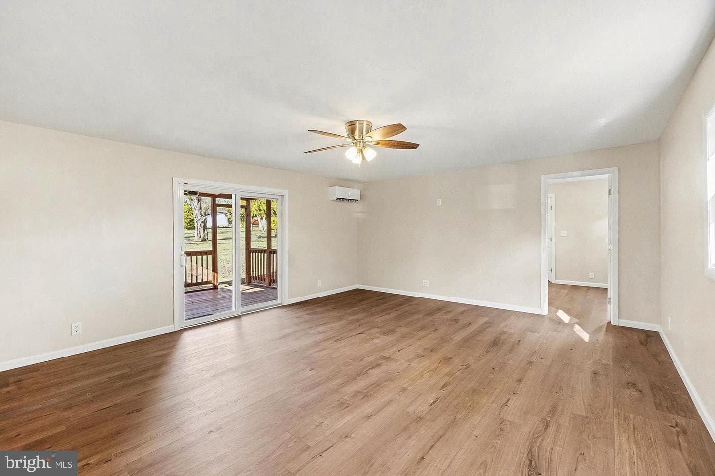 1507 Superior Street photo 27