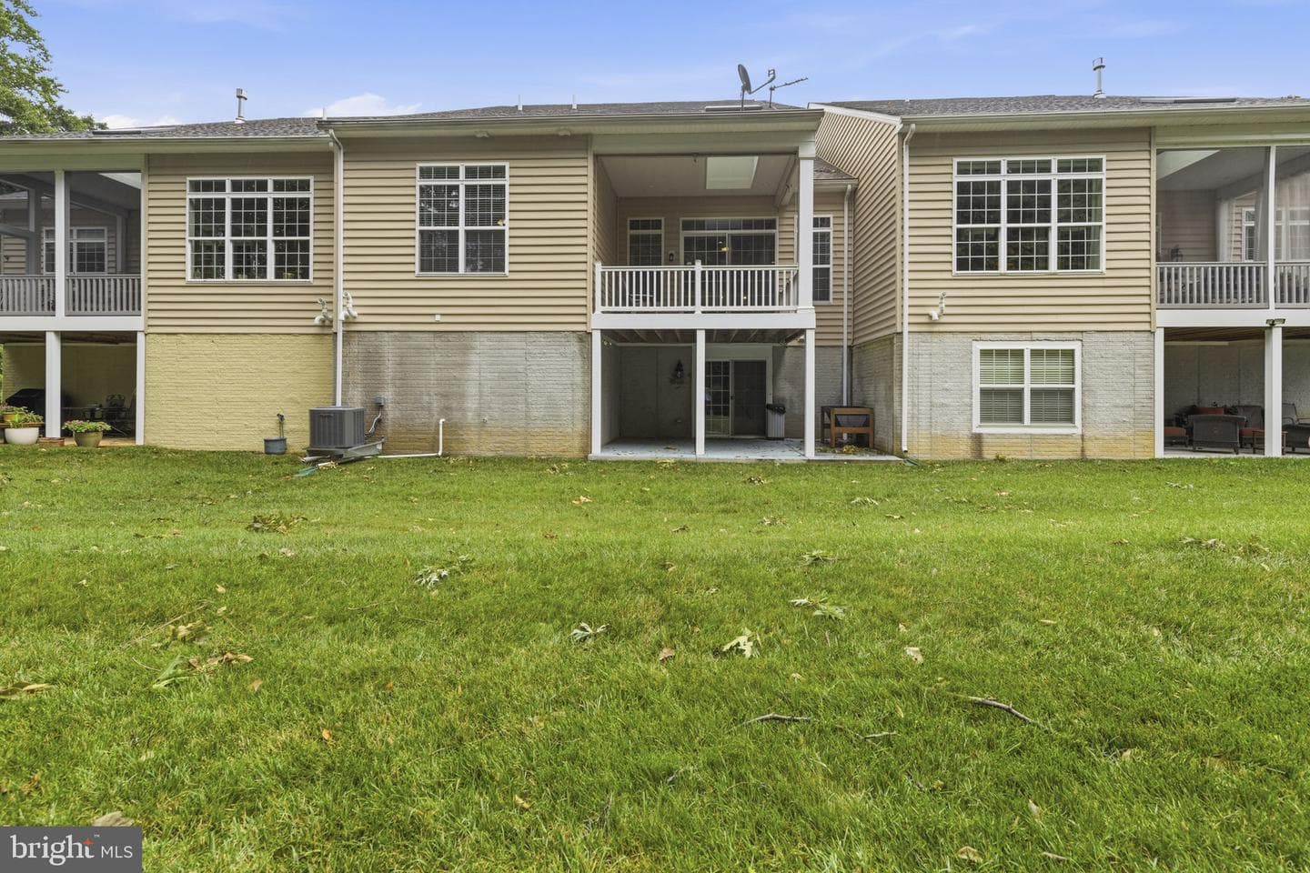 503 Silver Charm Court photo 30