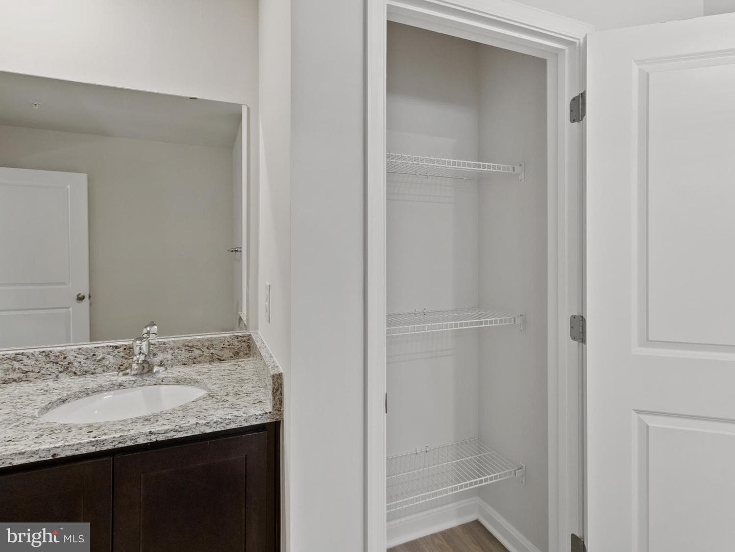 812 Spikeresh Way photo 12