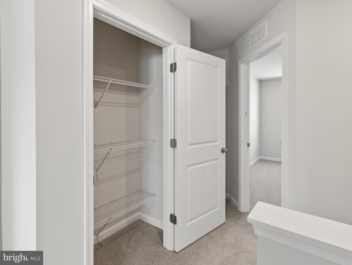 812 Spikeresh Way photo 14