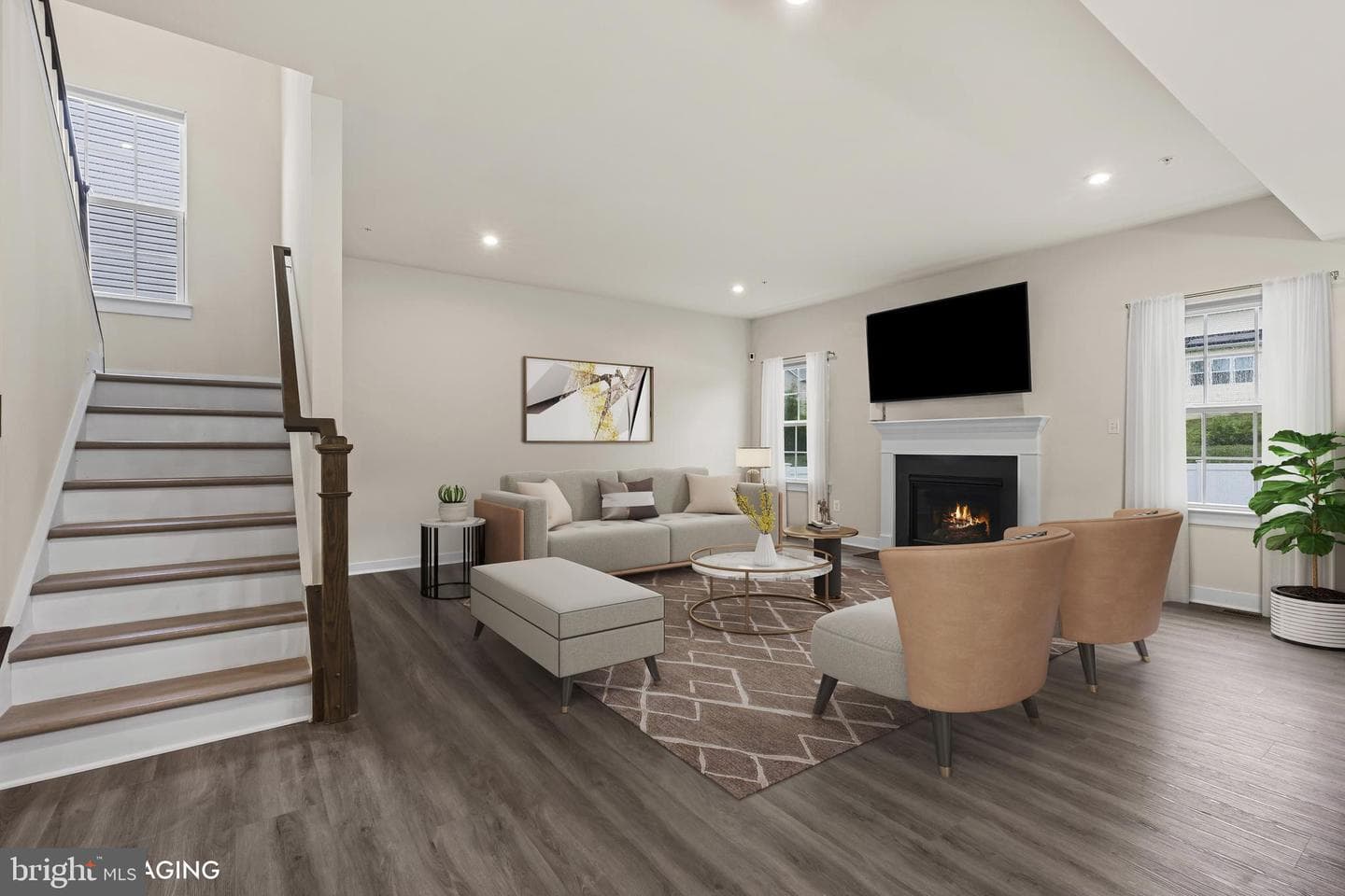 3604 Darvell Circle photo 11