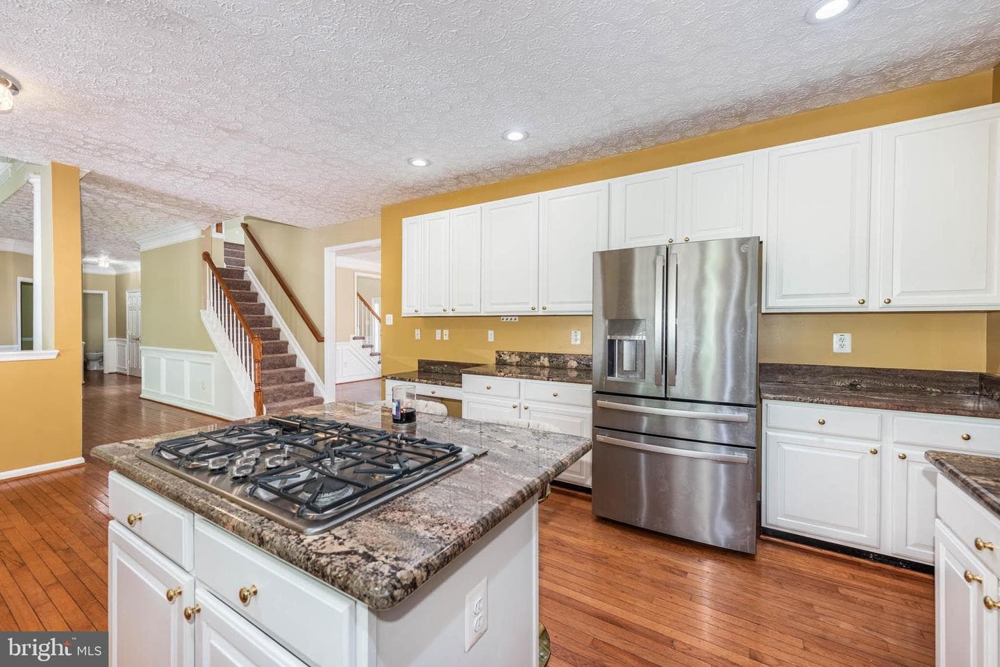 583 Windsong Dr photo 9