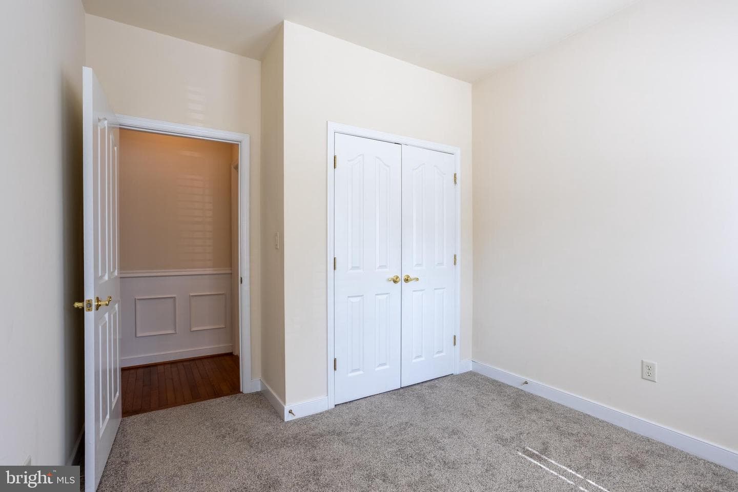 1439 Overlook Way photo 30