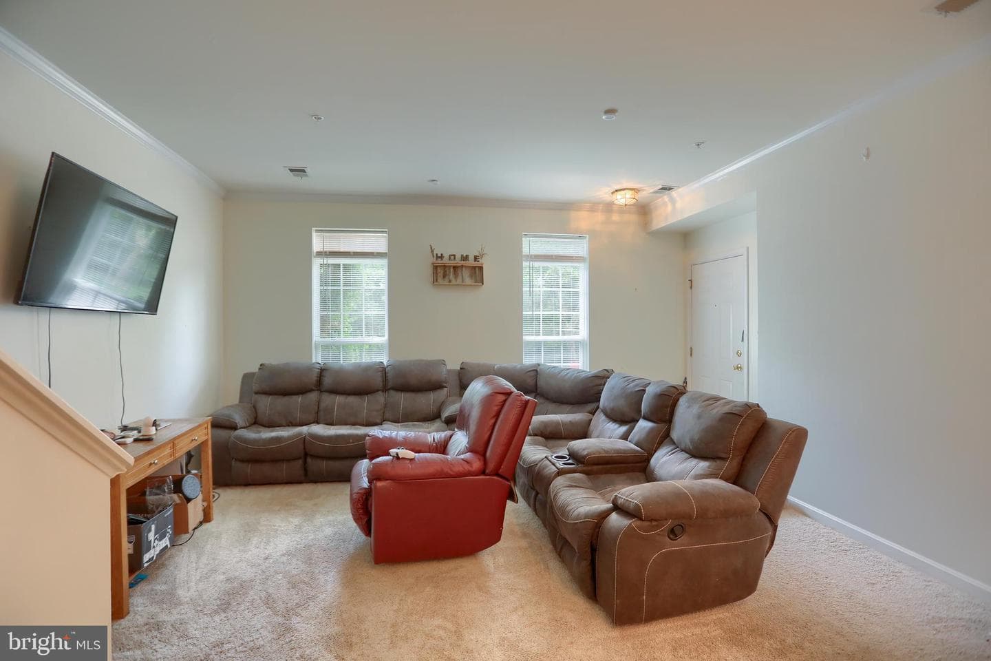 1670 Mohegan Drive #E photo 3