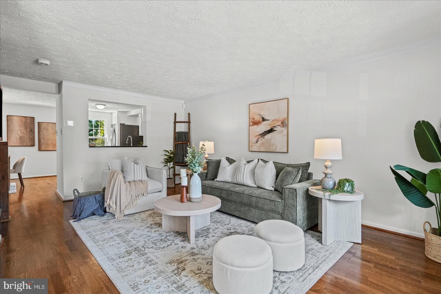 1109 Oakwood Lane photo 7