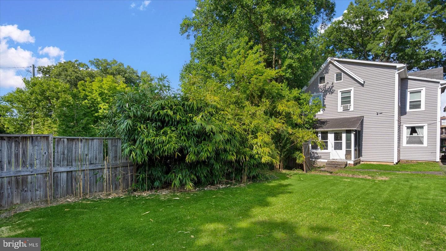 216 N Union Avenue photo 49