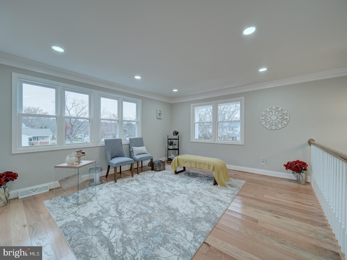 408 Garnett Road photo 8