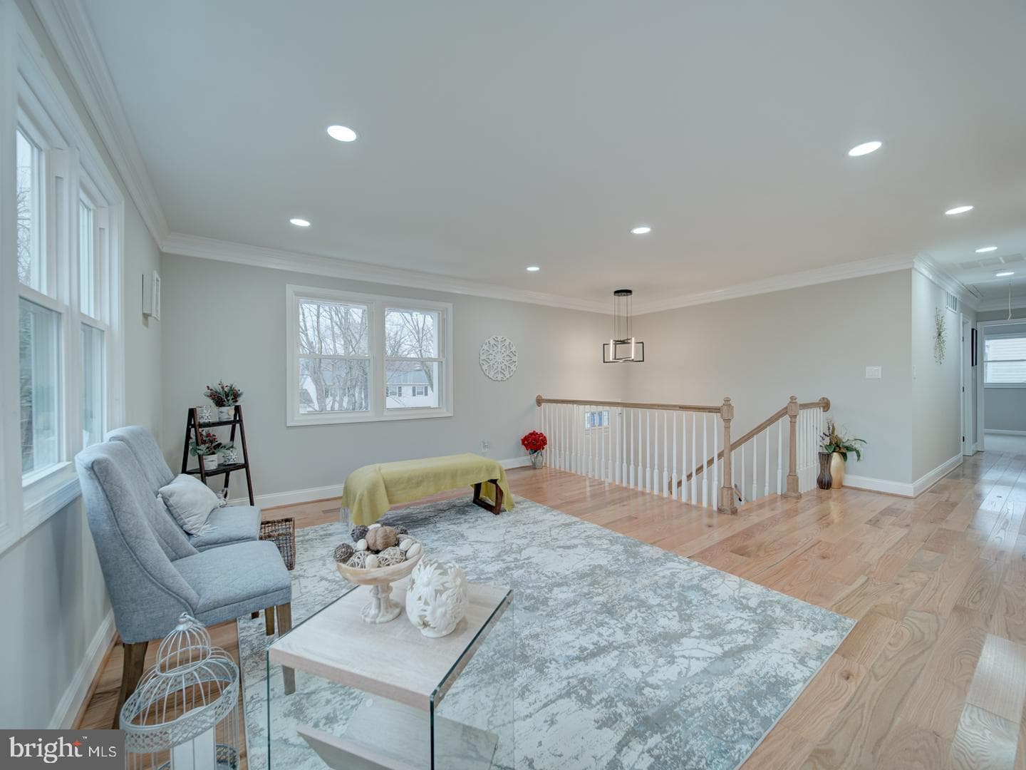 408 Garnett Road photo 9