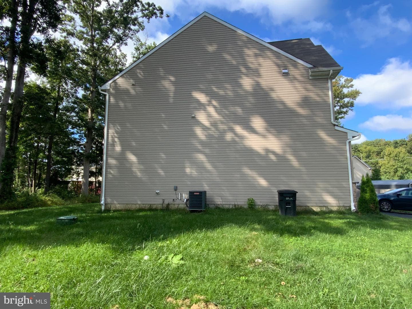 2909 Willoughby Beach Road photo 32