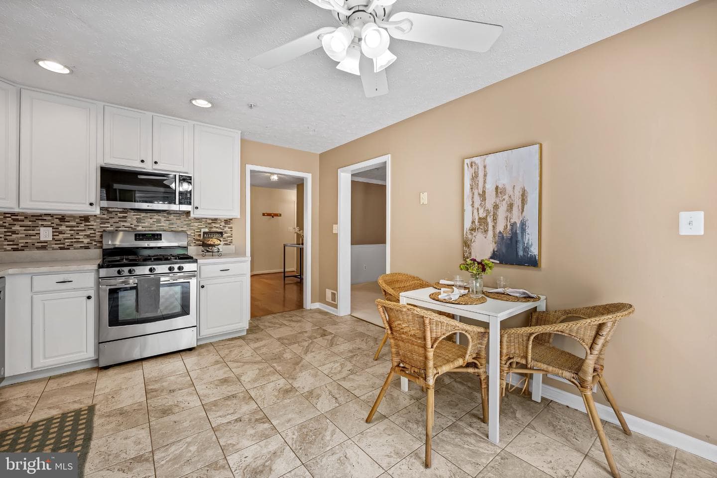 206 Colgate Drive photo 5
