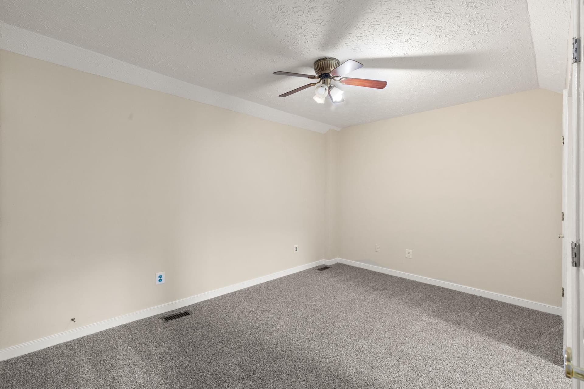 1853 Beth Bridge Circle photo 27