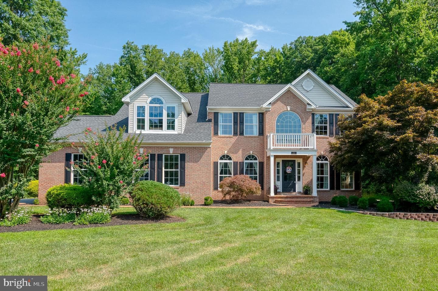2320 Queensbury Drive photo 4