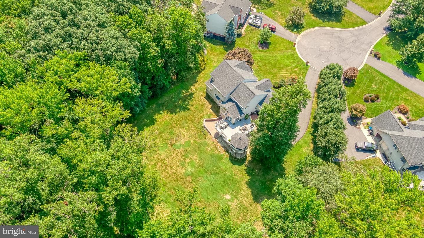 2320 Queensbury Drive photo 96