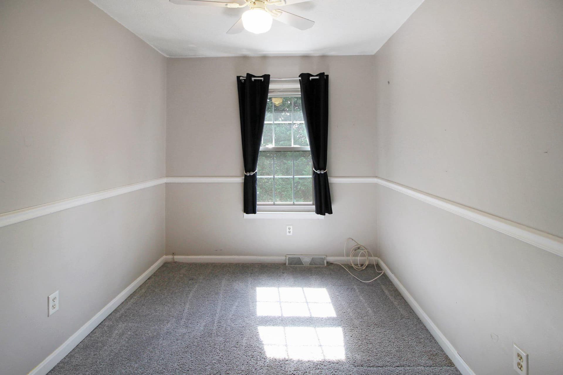 2833 Meredith Court photo 13