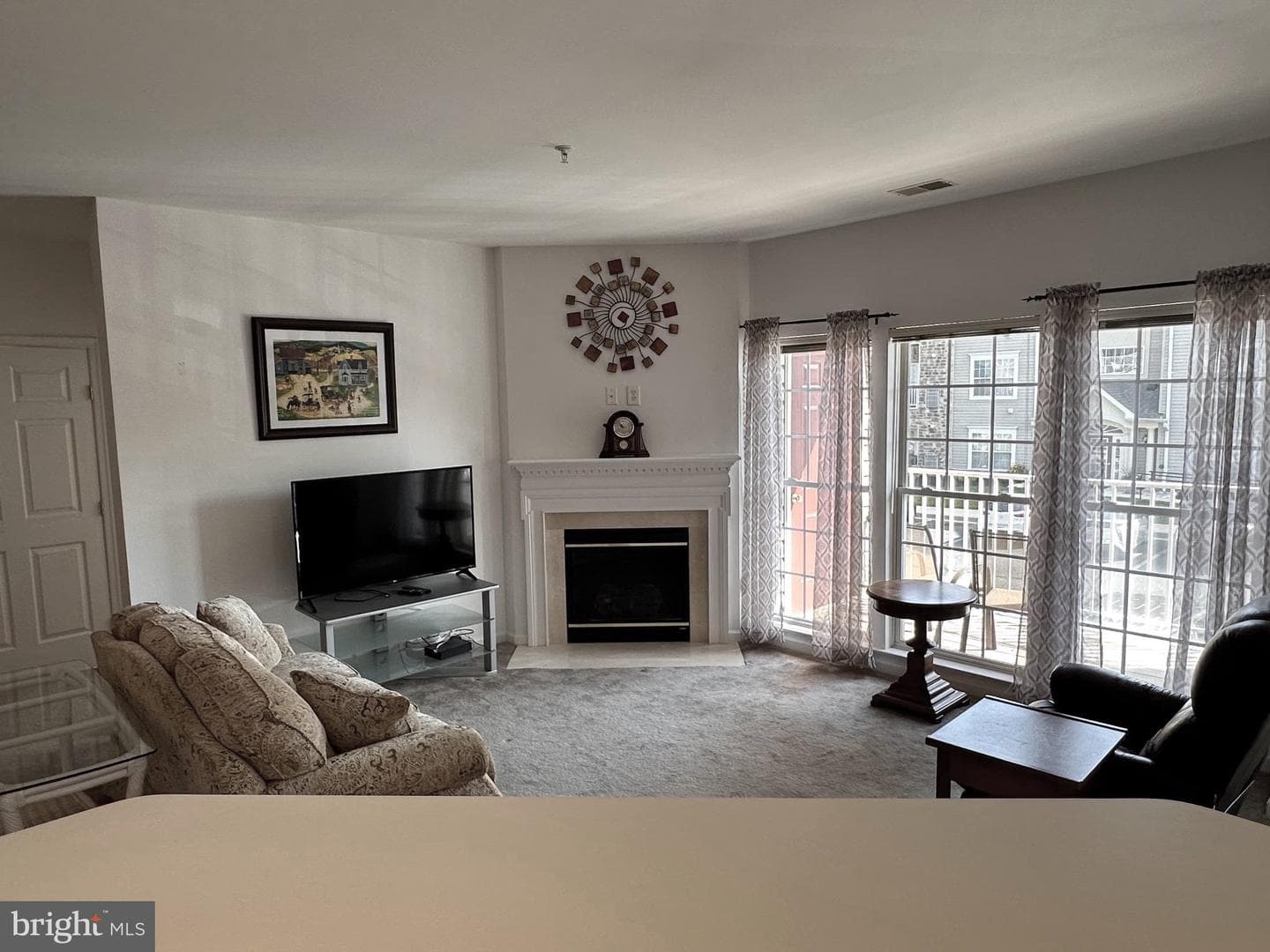 130 W Broadway #1e photo 4