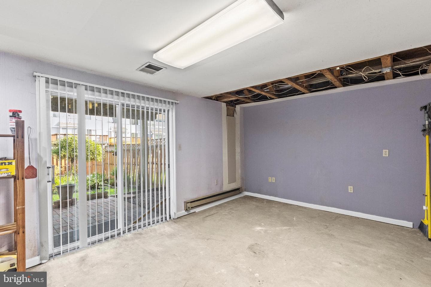 408 Kentmore Terrace photo 27