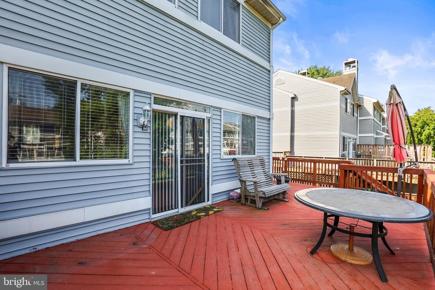 408 Kentmore Terrace photo 34