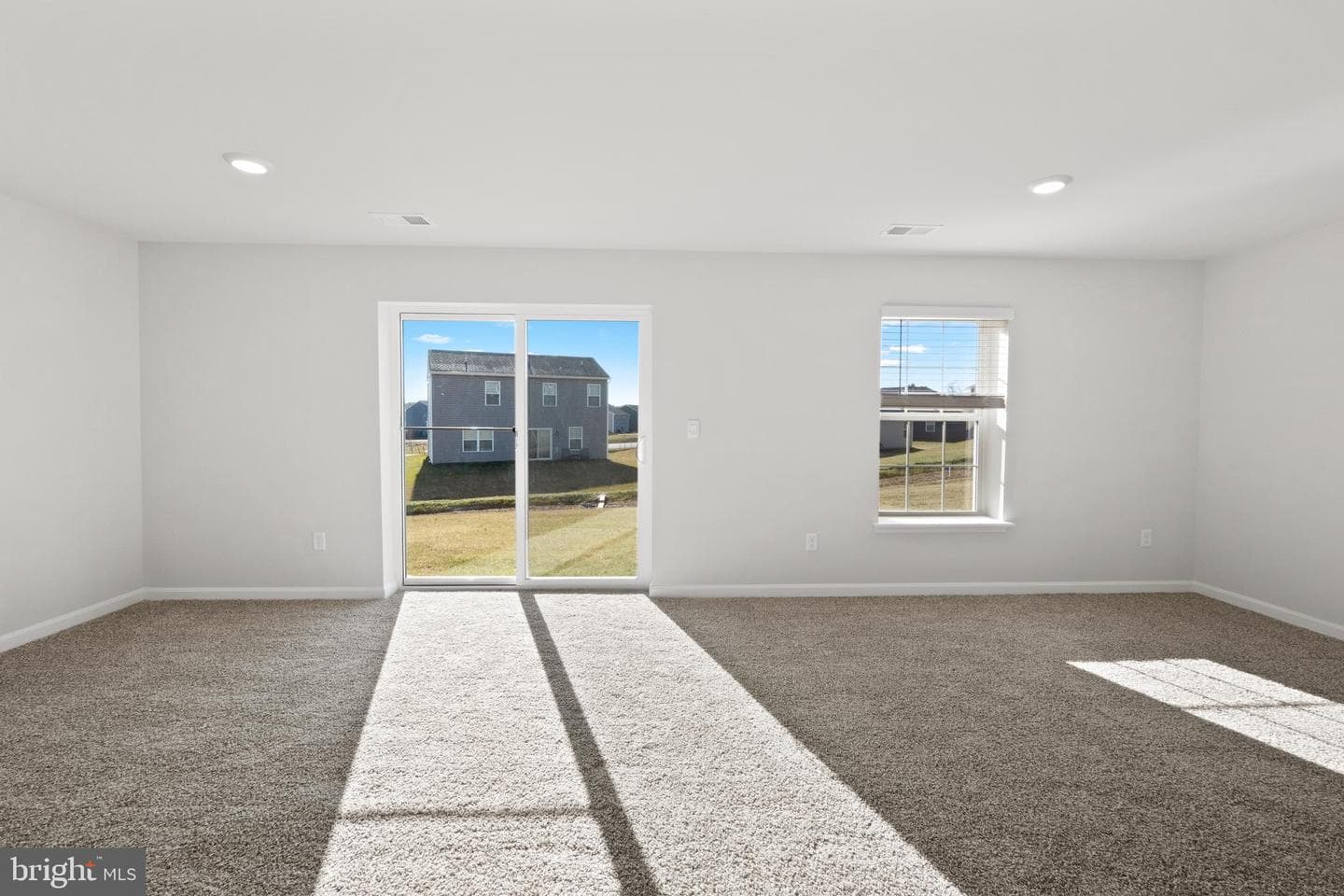 814 Spikeresh Way photo 28