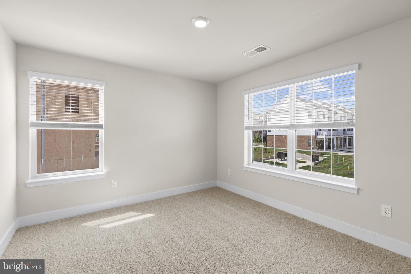 807 Spikeresh Way photo 40