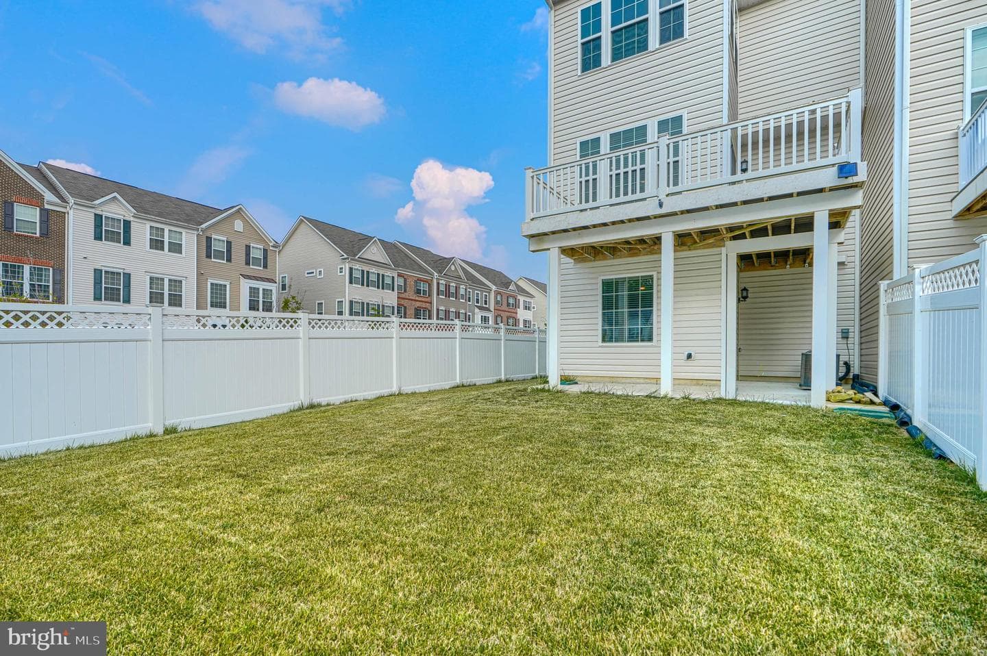 542 Calvert Way photo 46