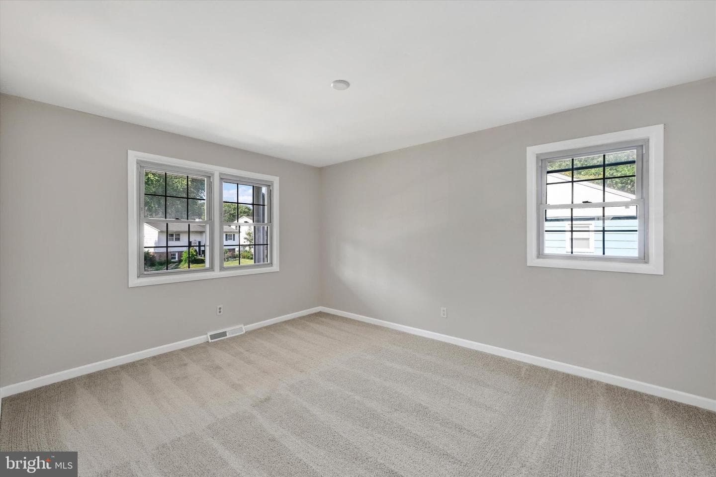 114 Doncaster Road photo 19