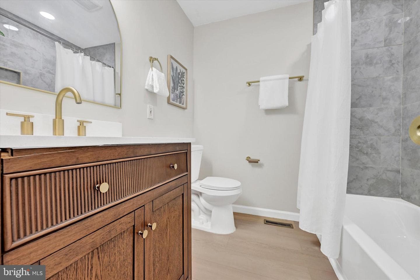 114 Doncaster Road photo 20