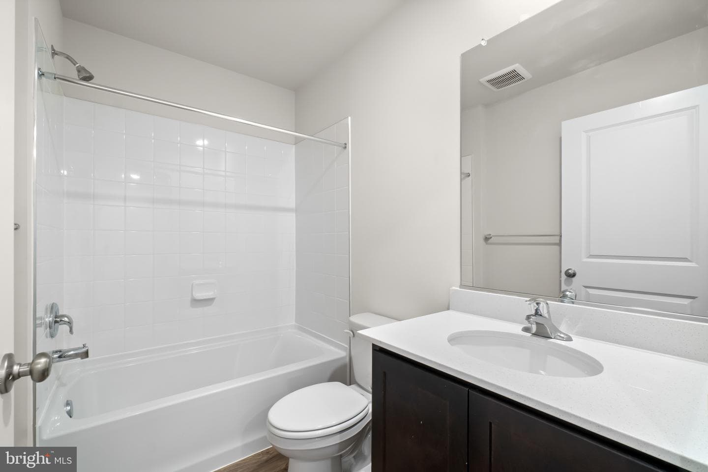 359 Hackley Drive photo 33