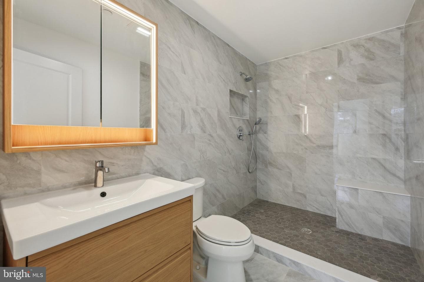 8325 Grove Angle Road photo 42