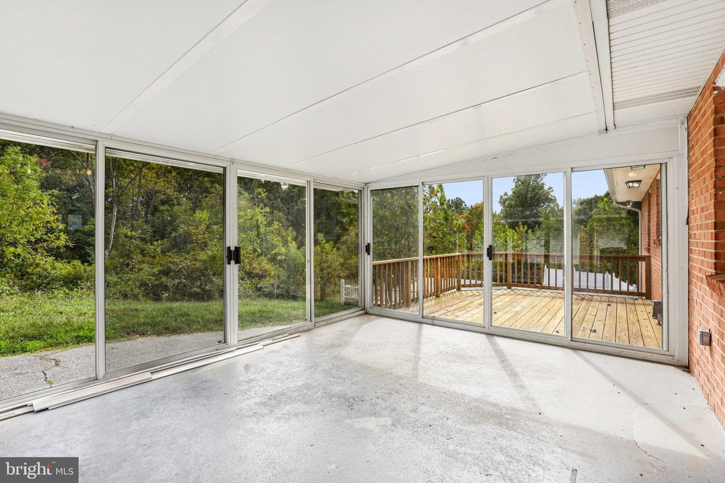 15474 Roxbury Road photo 36