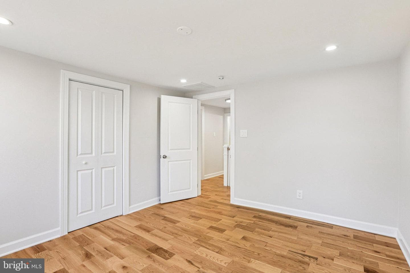 10571 Scaggsville Road photo 36