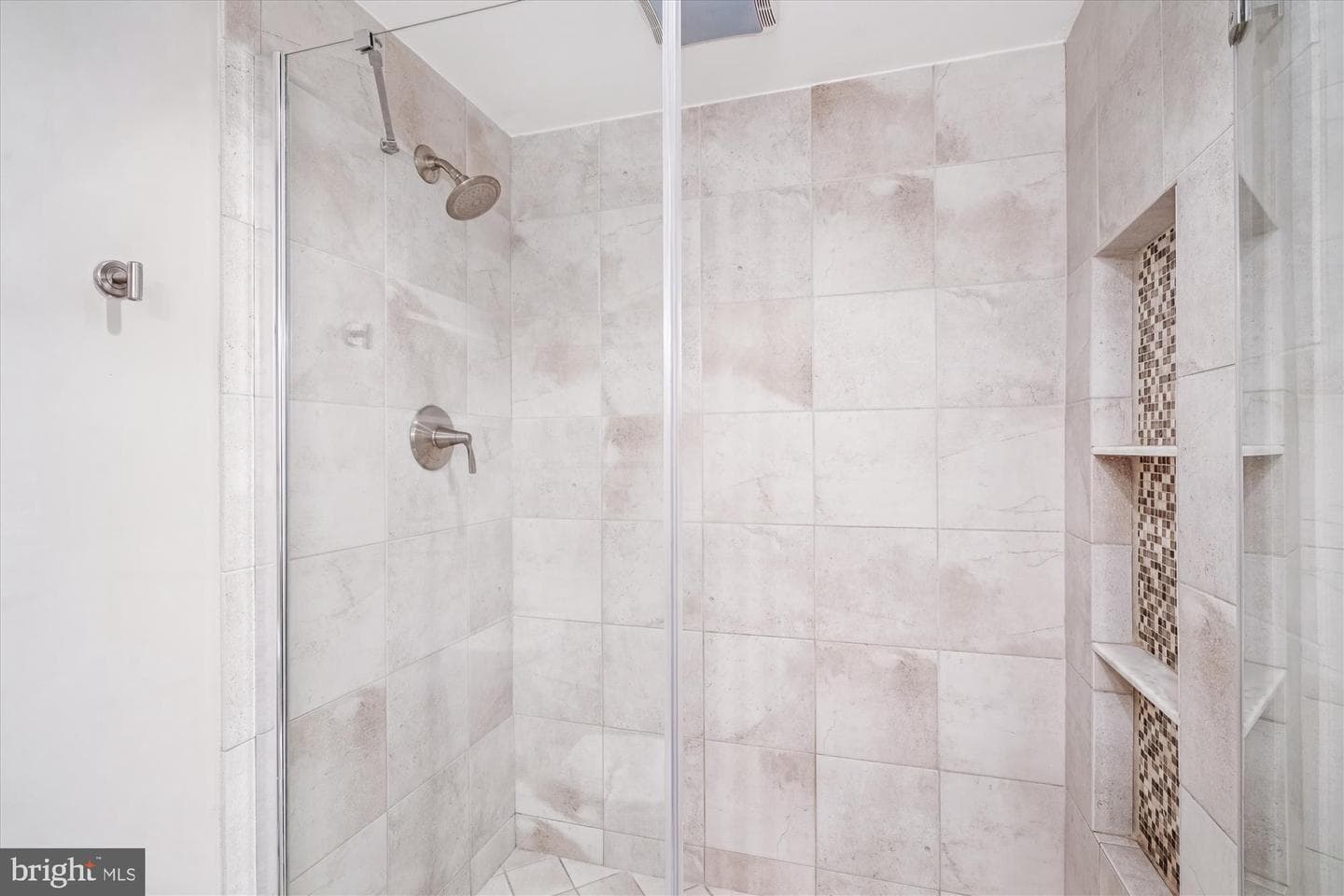 7508 Rain Flower Way photo 24