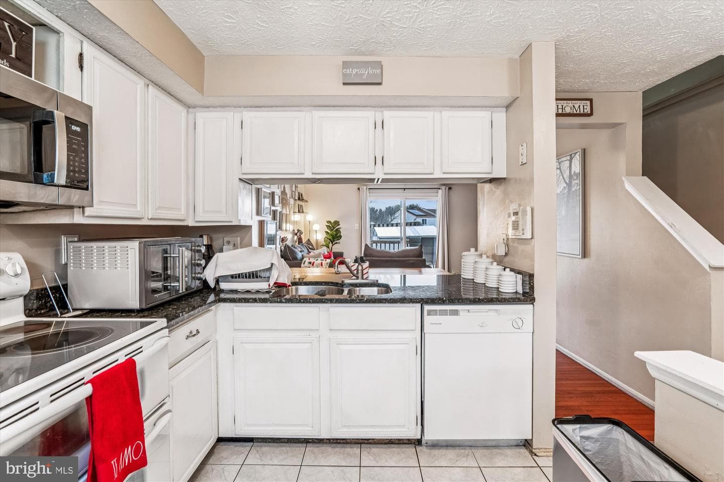 8251 Mary Lee Lane photo 12