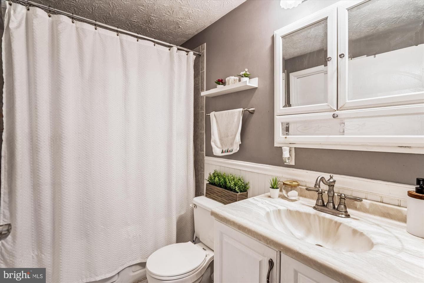 8251 Mary Lee Lane photo 18