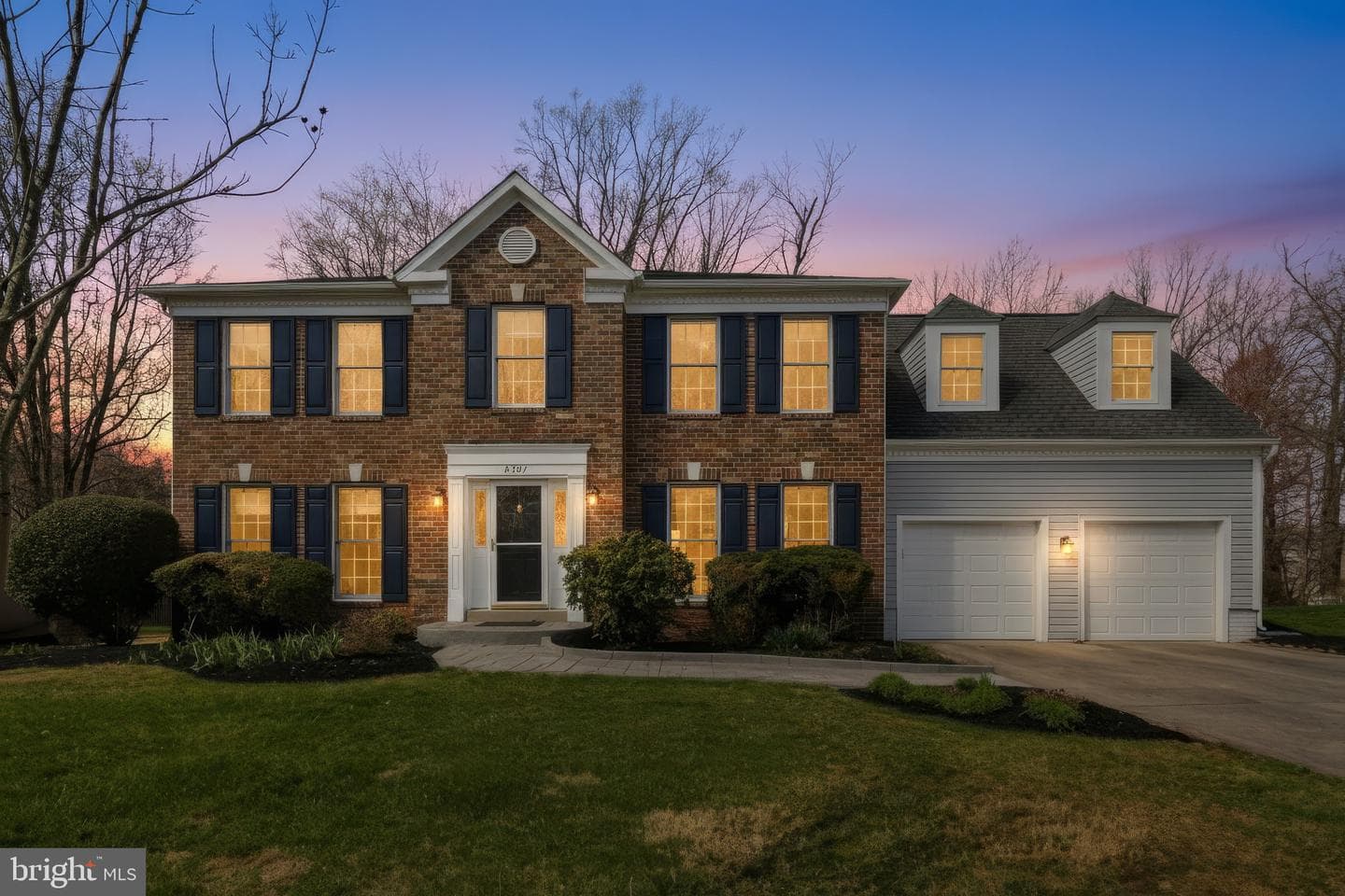 8307 Spring Blossom Court photo 2