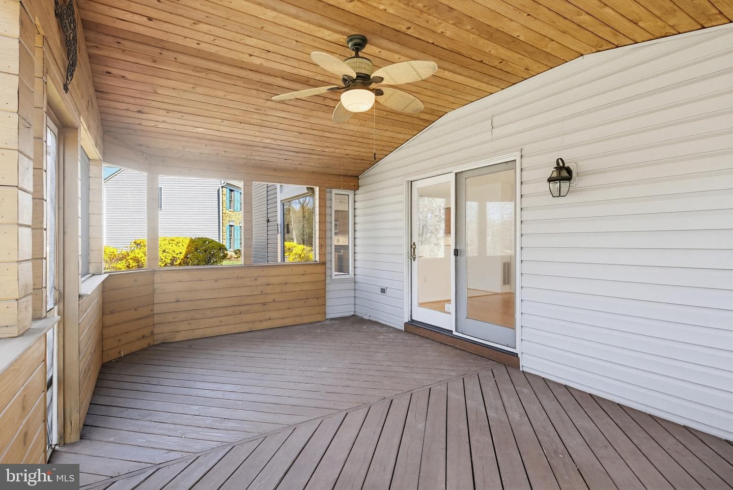 8307 Spring Blossom Court photo 27