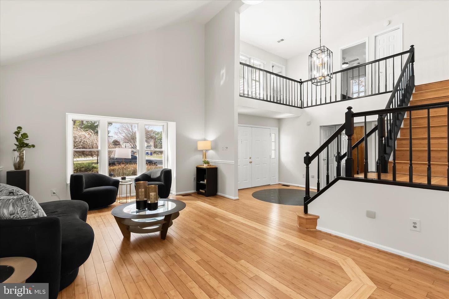 9606 Casper Court E photo 10