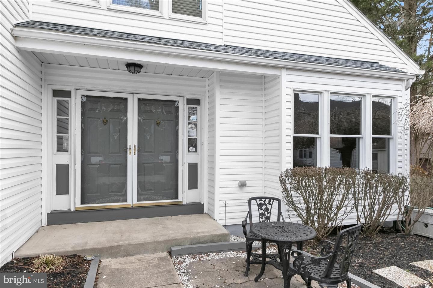 9606 Casper Court E photo 6