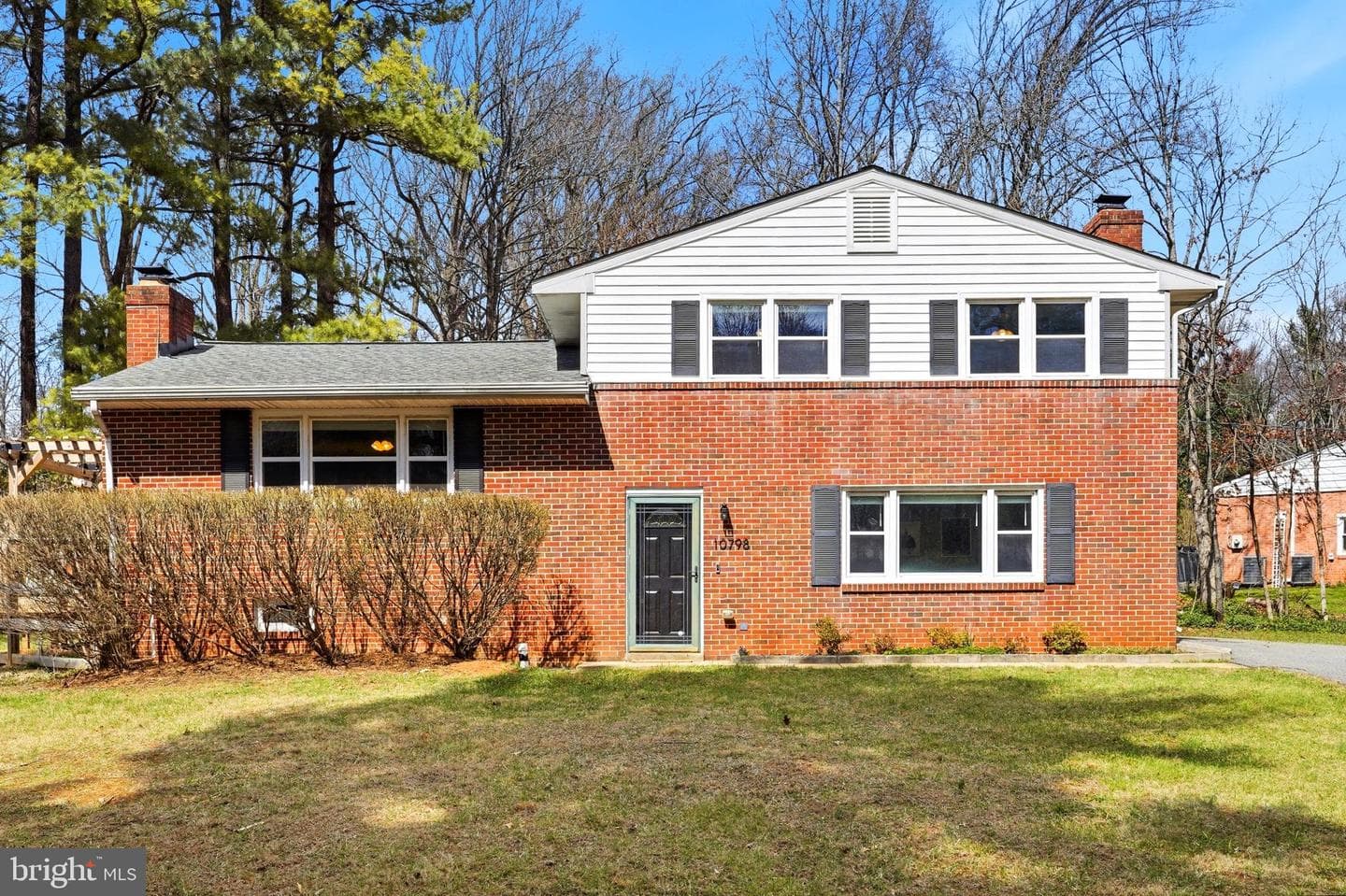 10798 W Crestview Lane photo 2