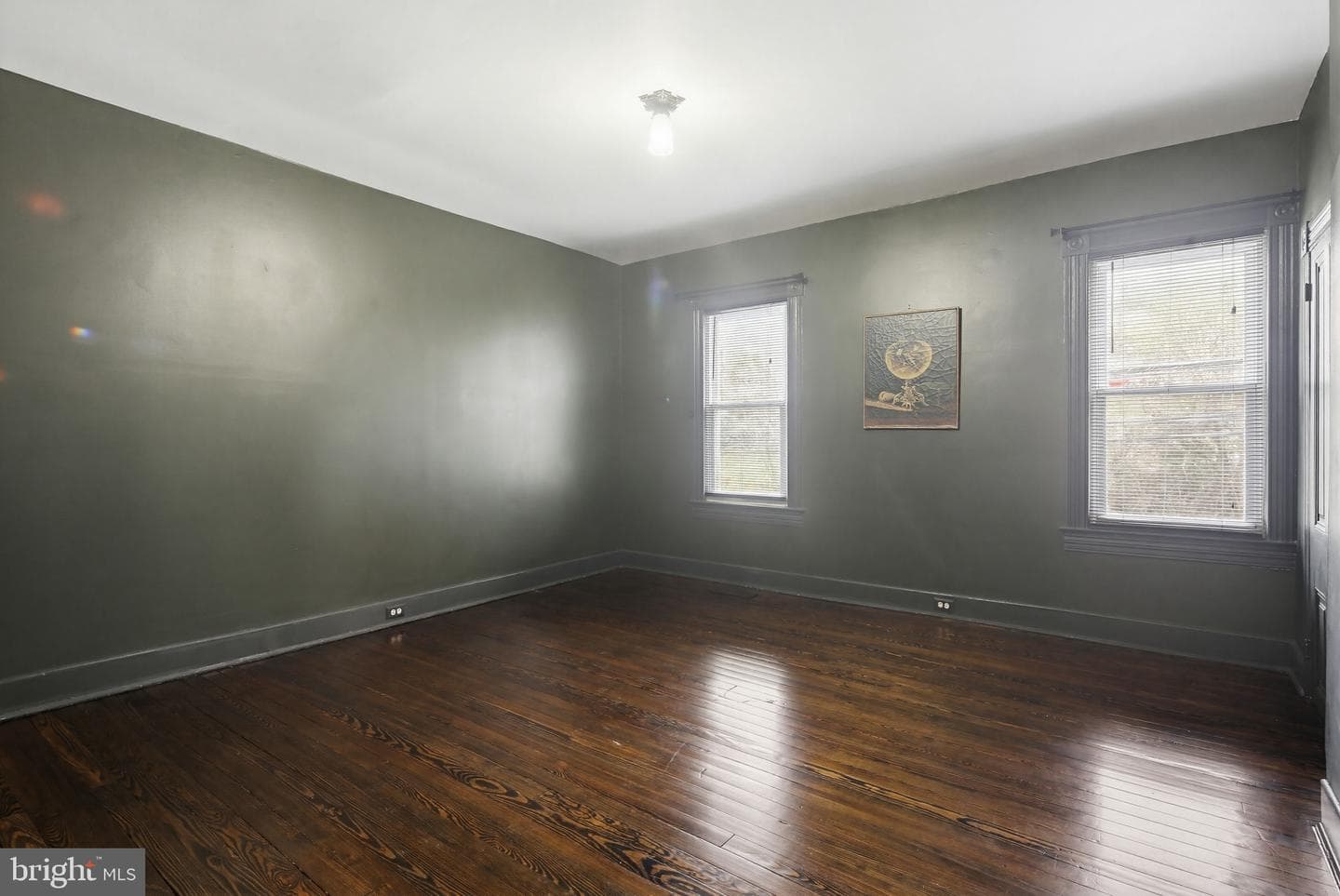 8556 Frederick Road photo 18