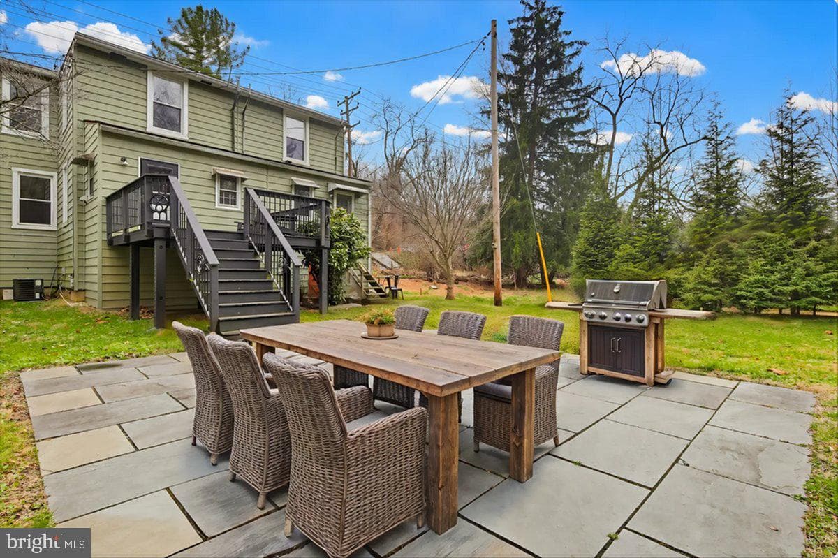 8556 Frederick Road photo 33