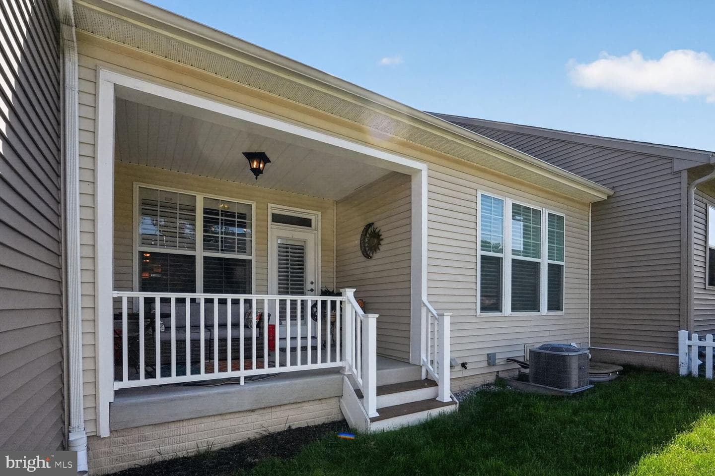 9739 Knowledge Drive photo 24