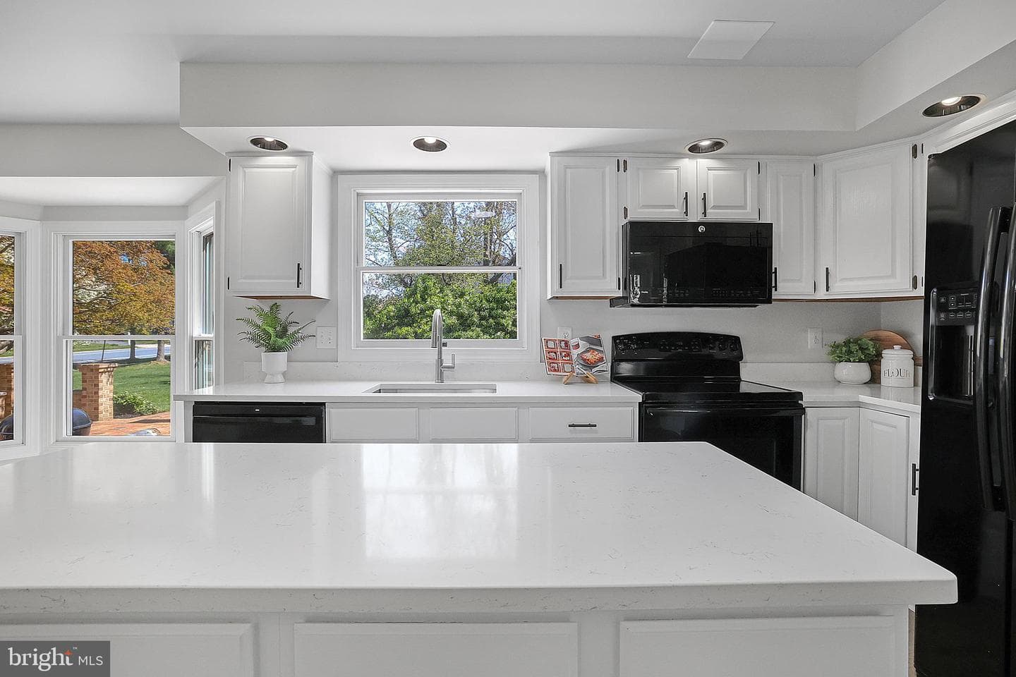 10390 Stansfield Road photo 12