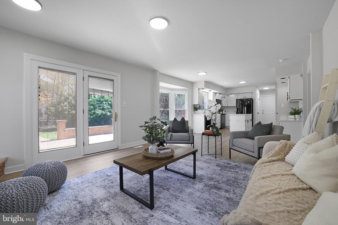 10390 Stansfield Road photo 19