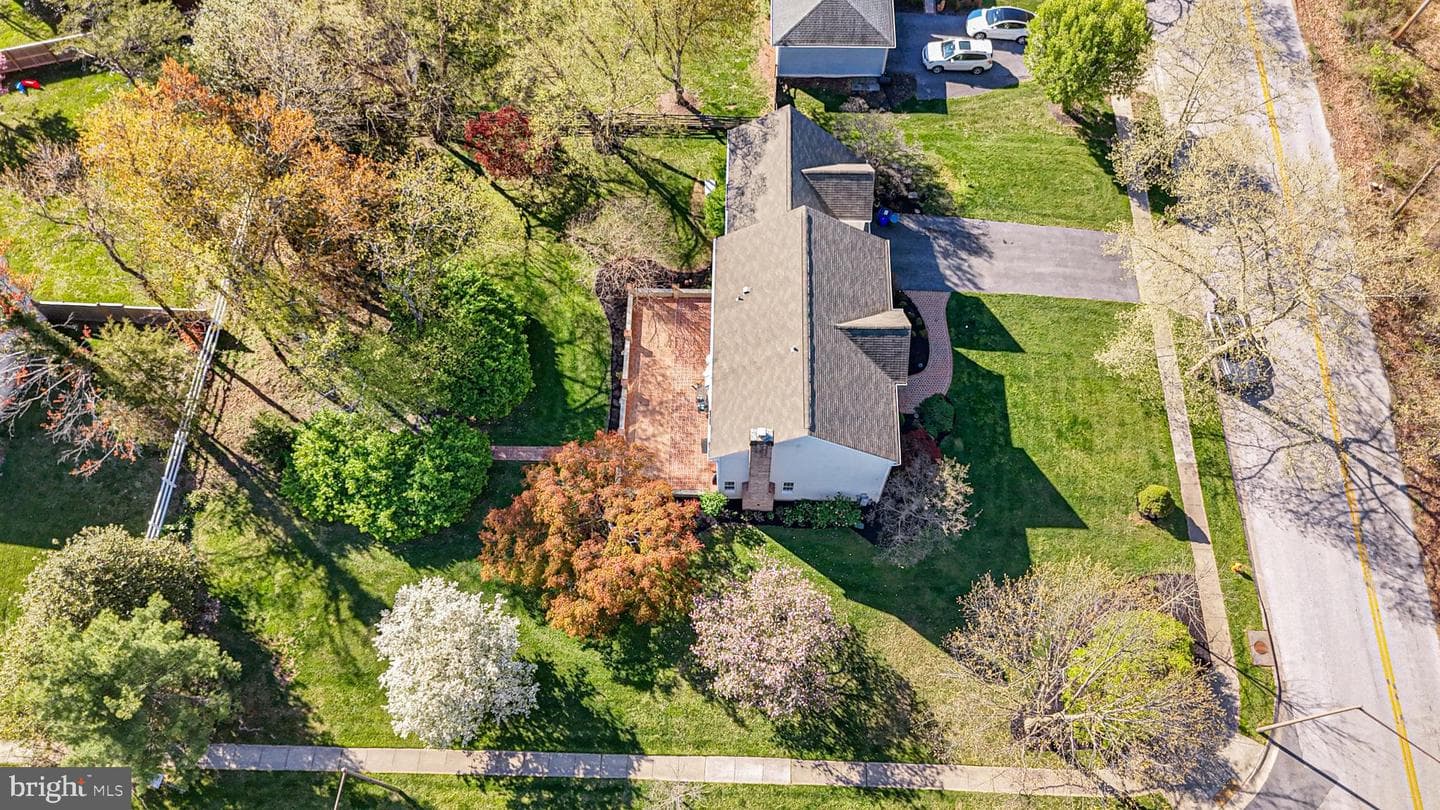 10390 Stansfield Road photo 81
